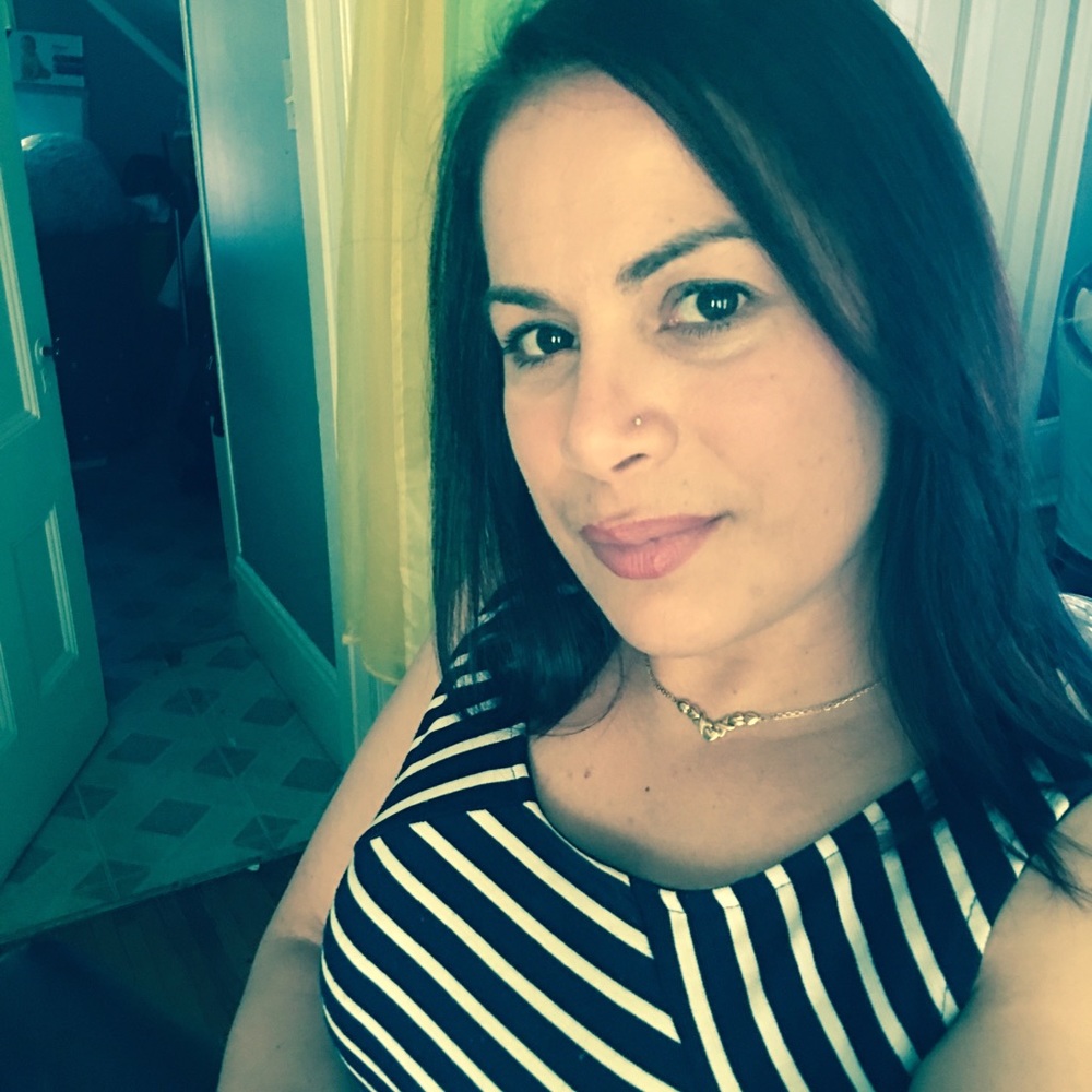 Meet your Posher, Ana